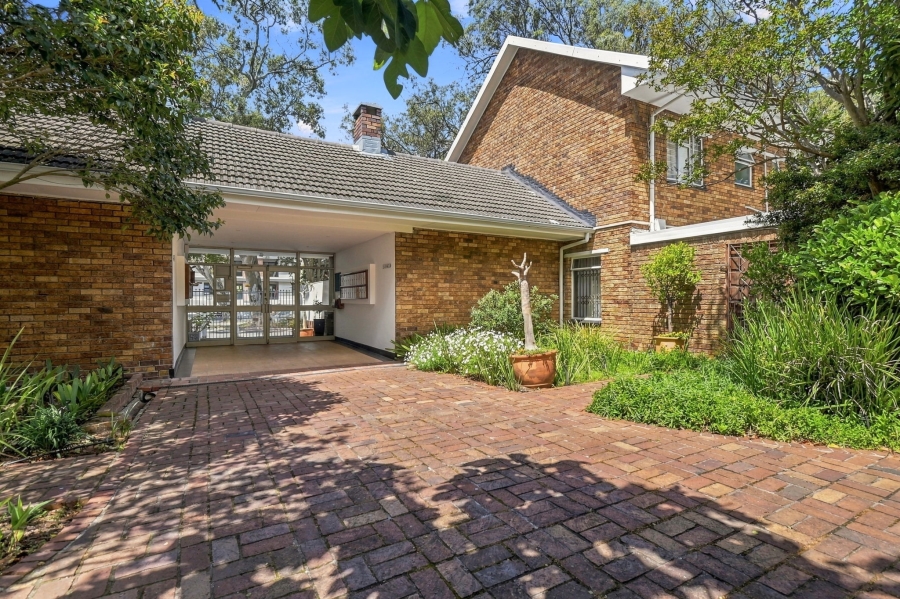 2 Bedroom Property for Sale in Kenilworth Western Cape